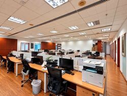 UE Square (D9), Office #630600741
